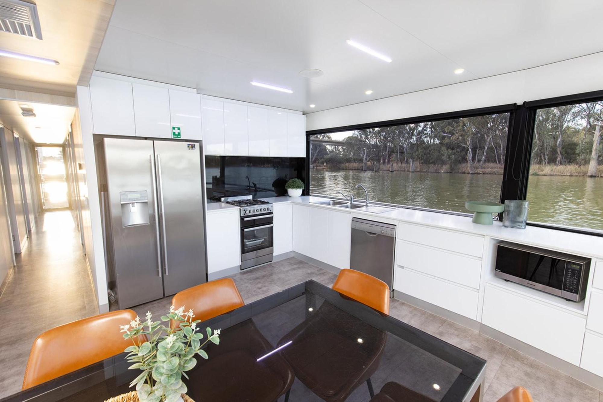 Hotel All Seasons Houseboats Mildura Exterior foto